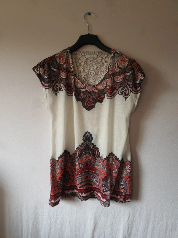 Blouse avec dentelle