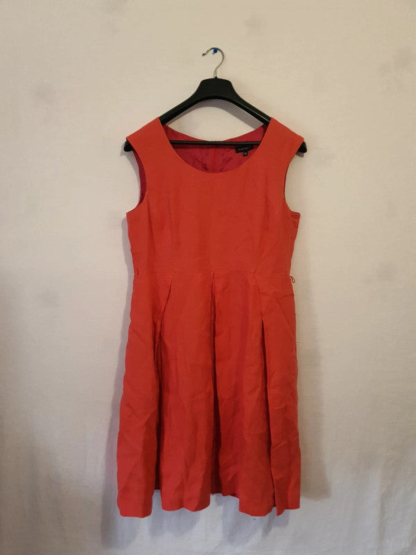 Robe rouge Caroll T-44