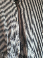 Chemisier rayé blanc et noir