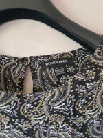 Robe courte avec motifs