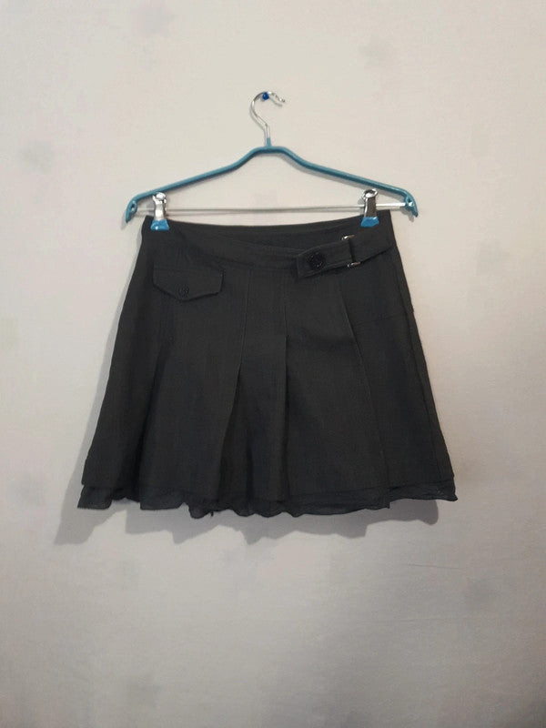 Jupe noire avec ceinture