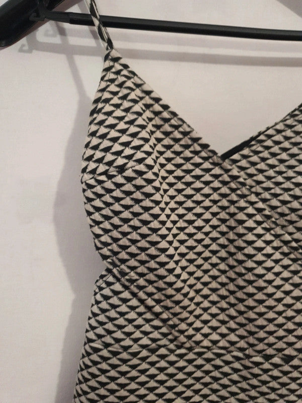 Magnifique robe d'été noire et blanche