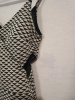 Magnifique robe d'été noire et blanche