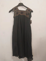 Robe noir imprimer avec ceinture accrocher