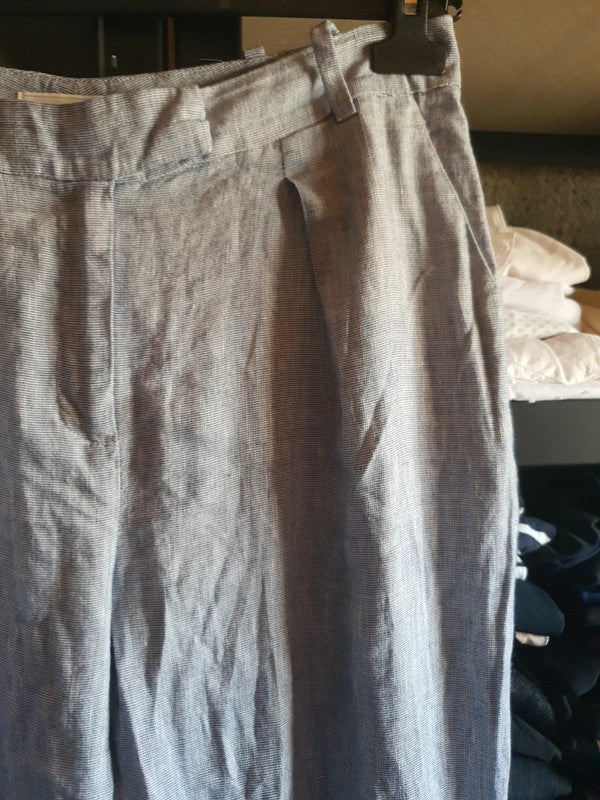 Pantalon bleu à rayures