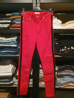 Jeans rouge et noir Zara