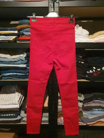 Jeans rouge et noir Zara