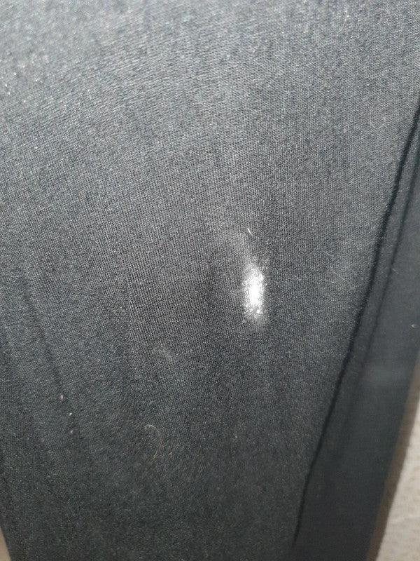 Robe noire Cache C Cache