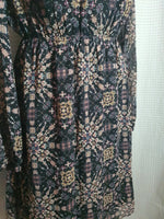 Robe fleurie brillante Molly Bracken