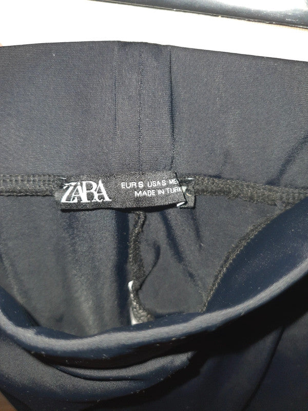 Zara short de sport noir taille 36