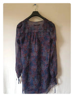 Tunique fleurie et violette