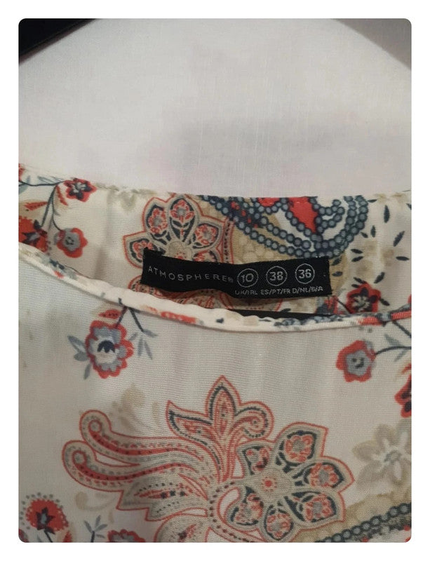 Belle robe légère à manche longue