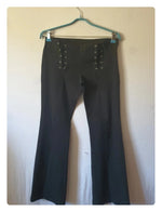 Pantalon noir avec ficelle