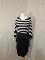 Robe noir et blanche Mademoiselle-Élégance Taille M