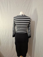 Robe noir et blanche Mademoiselle-Élégance Taille M