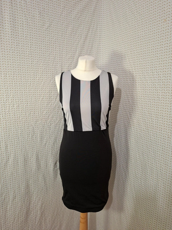 Robe noir et blanche Mademoiselle-Élégance Taille S