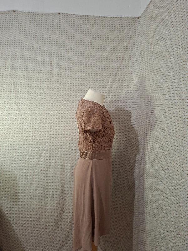 Robe beige Mademoiselle-Élégance Taille M