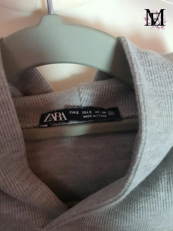 Pull à capuche Zara