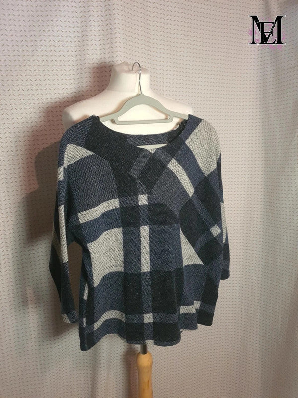 Pull bleu et gris