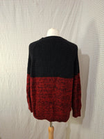 Pull noir et rouge BizzBee - Taille M - 38