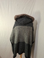 Poncho noir et gris Zara - Taille S - 36