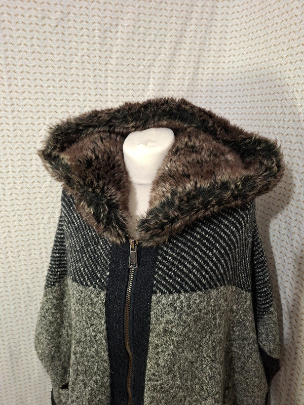 Poncho noir et gris Zara - Taille S - 36