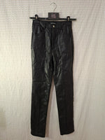 Pantalon simili cuir noir Prettylittlething - Taille S - 36