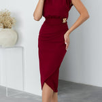 Robe rouge midi élégante à col bénitier