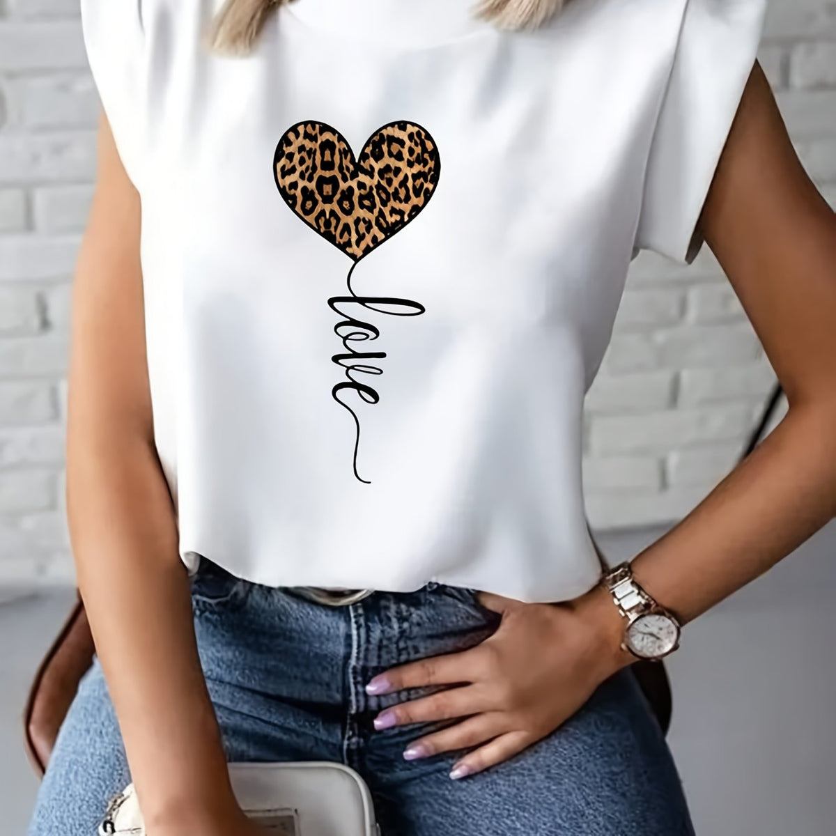 Haut blanc avec imprimé cœur léopard #collection Monaco