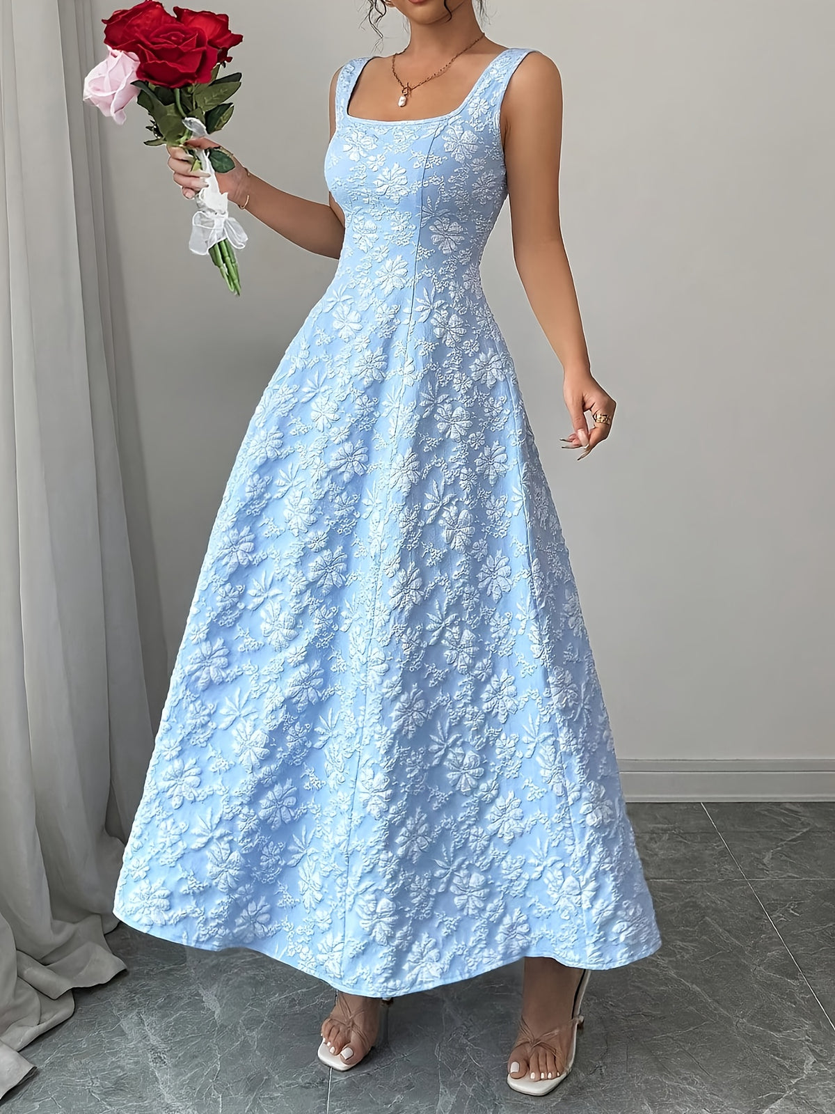 Robe grande taille élégante en jacquard floral