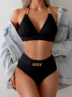 Maillot de bain 2 pièces élégant avec chaîne dorée