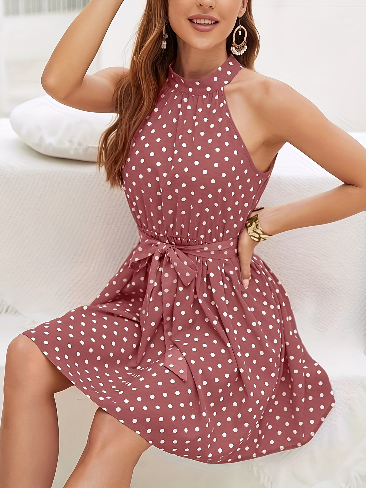 Robe élégante à pois sans manches #Paris
