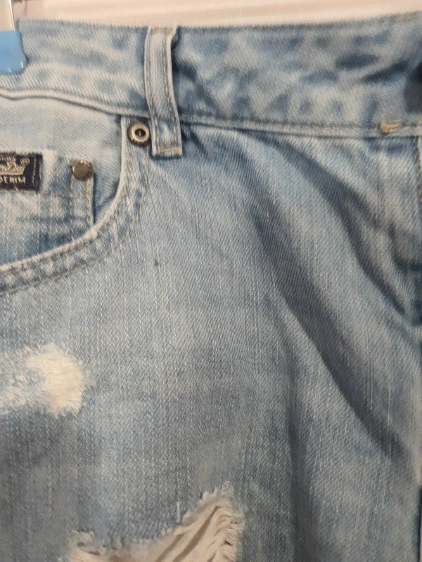 Mini short déchiré