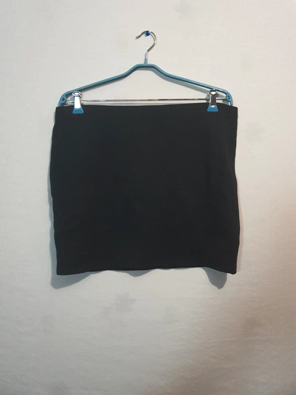 Jupe noir moulante