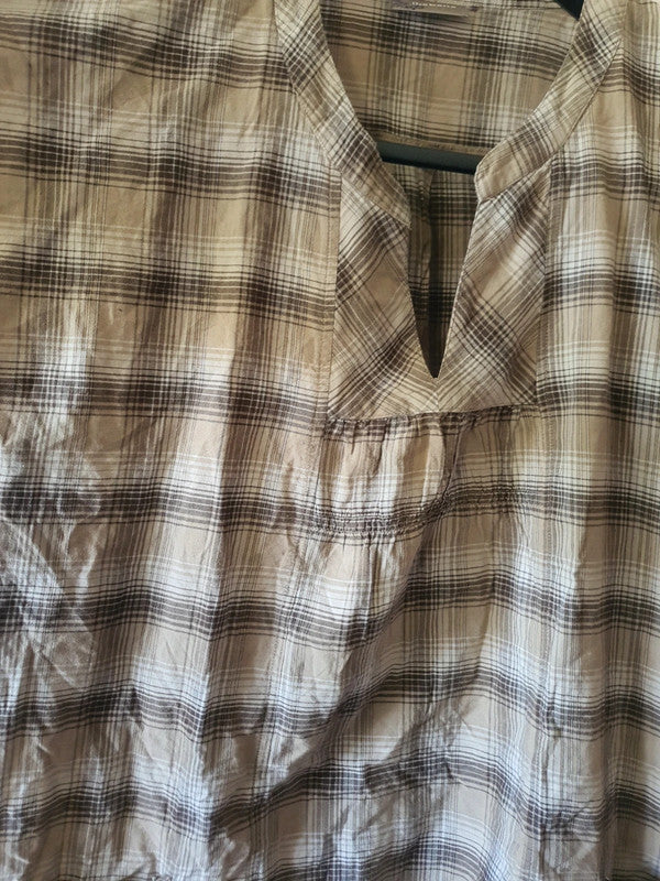 Robe à carreaux