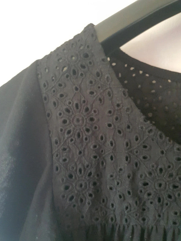 T-Shirt noir avec voile