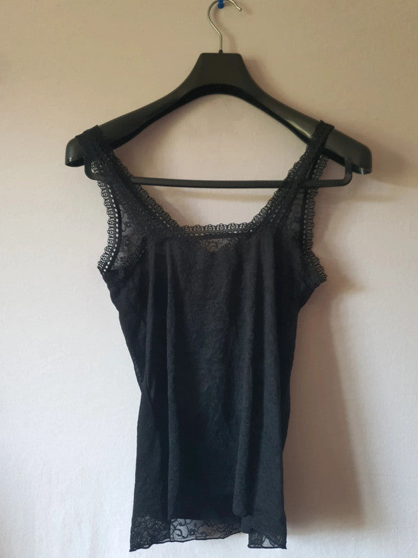 Débardeur à dentelle noire