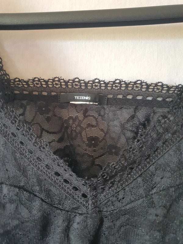 Débardeur à dentelle noire