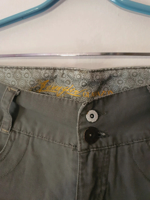 Short vert militaire