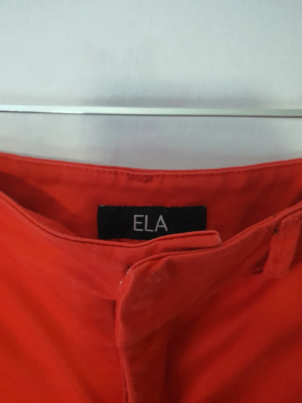 Short rouge