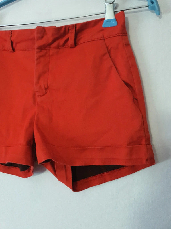 Short rouge