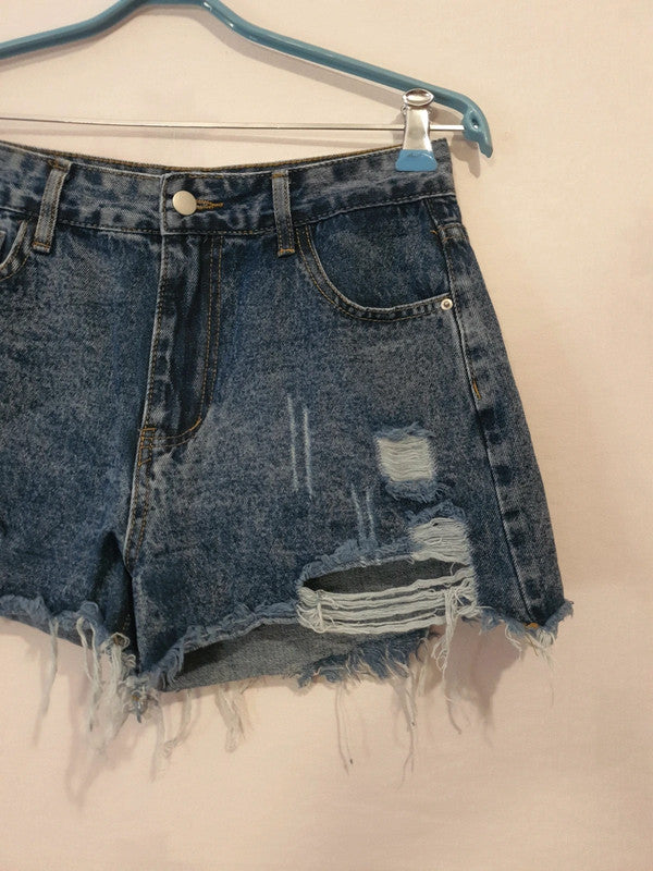 Mini short troué