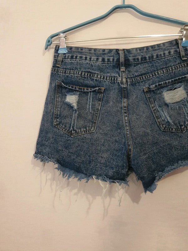 Mini short troué