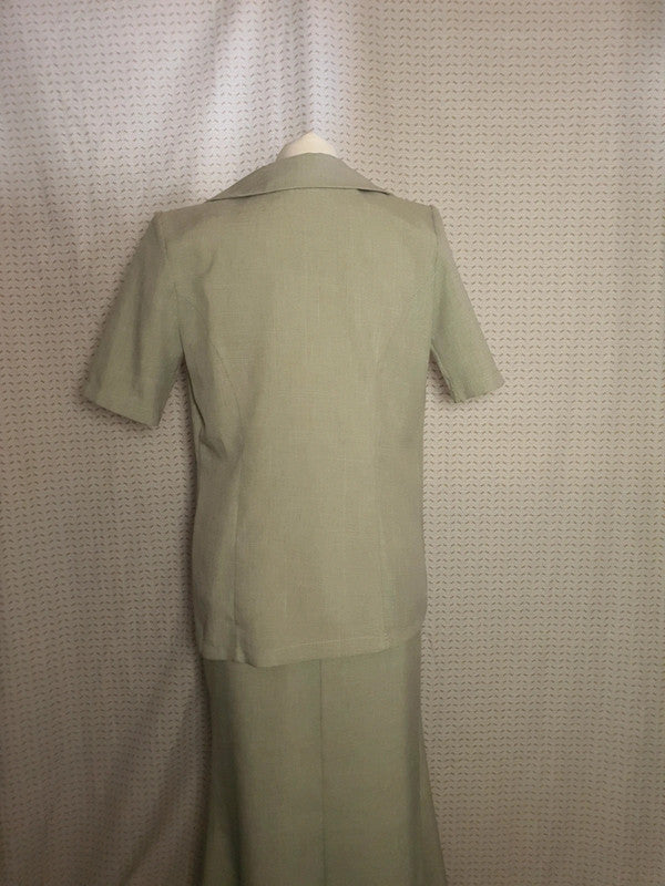 Ensemble tailleur avec jupe longue