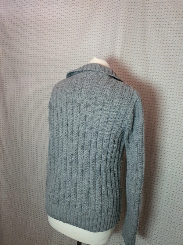 Pull gris IKAO