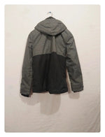 Manteau coupe vent
