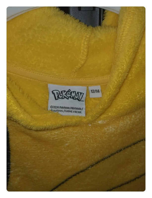 Pull à capuche Pikachu