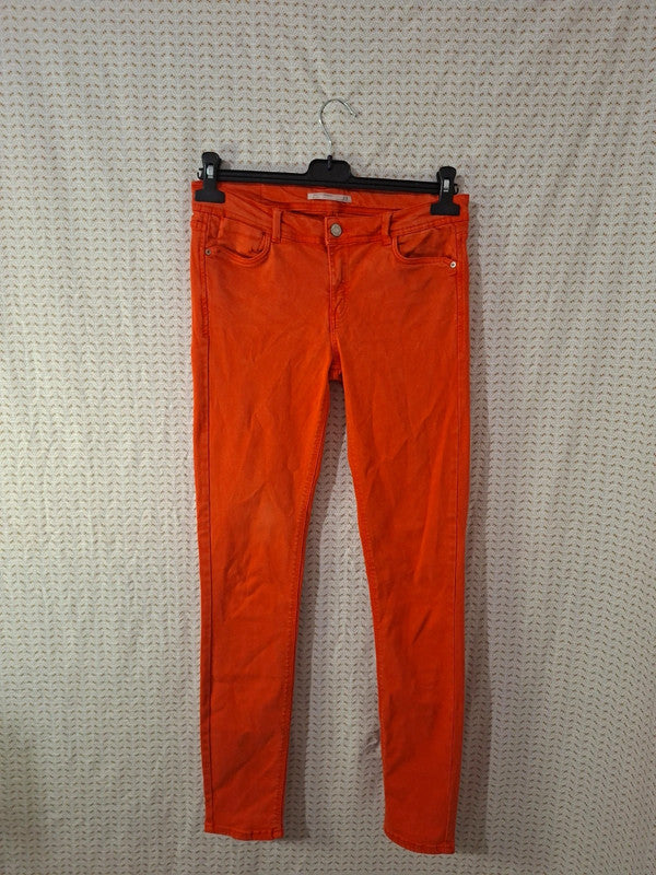 Jeans orange Zara Taille M