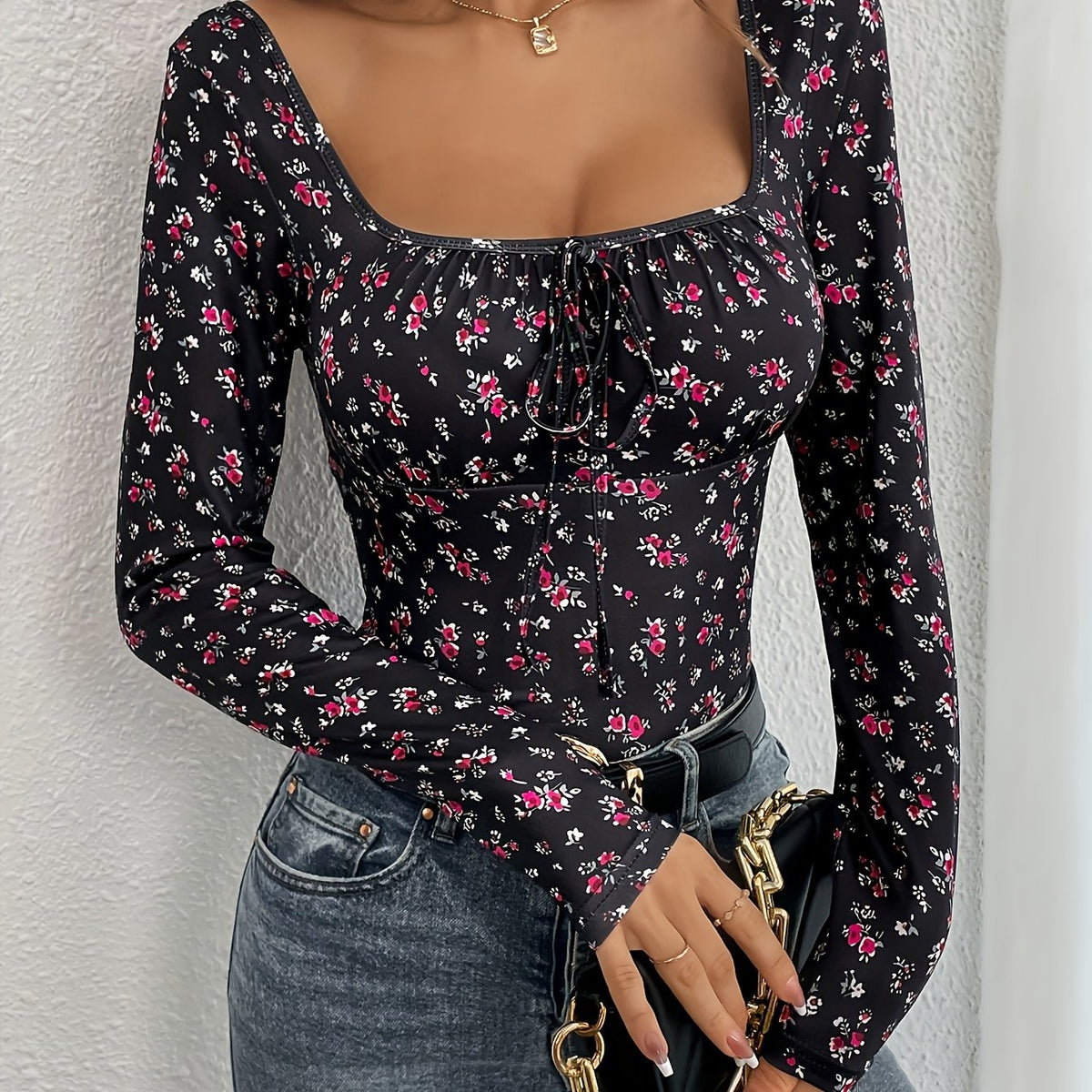 Blouse fleurie à encolure carrée pour femme #Paris