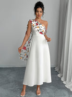 Robe longue française avec épaules dénudées